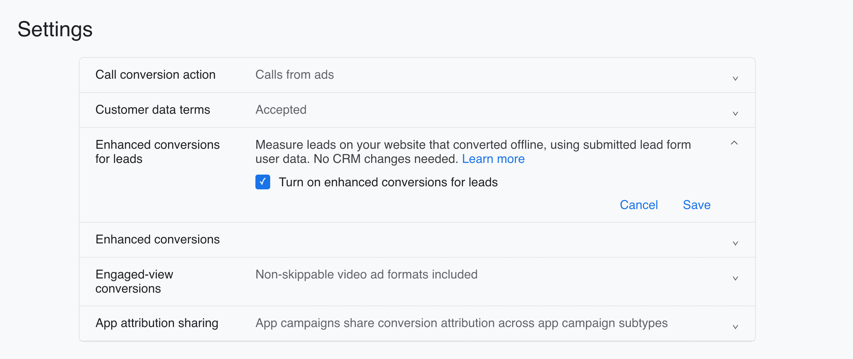 إعدادات التحويلات في Google Ads: شروط بيانات العملاء Accepted، ولوحة Enhanced conversions for leads مفتوحة وخانتها محددة